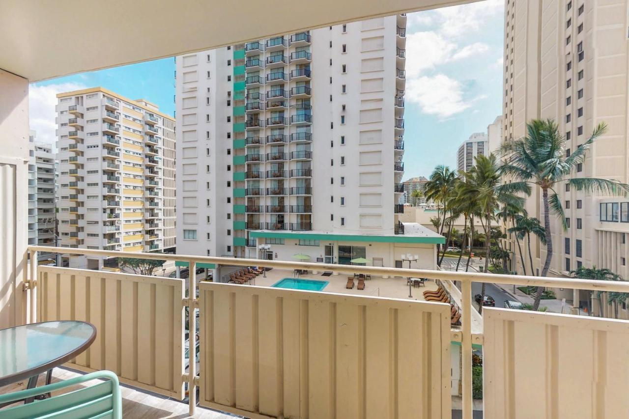 Seashore 62 Honolulu Bagian luar foto